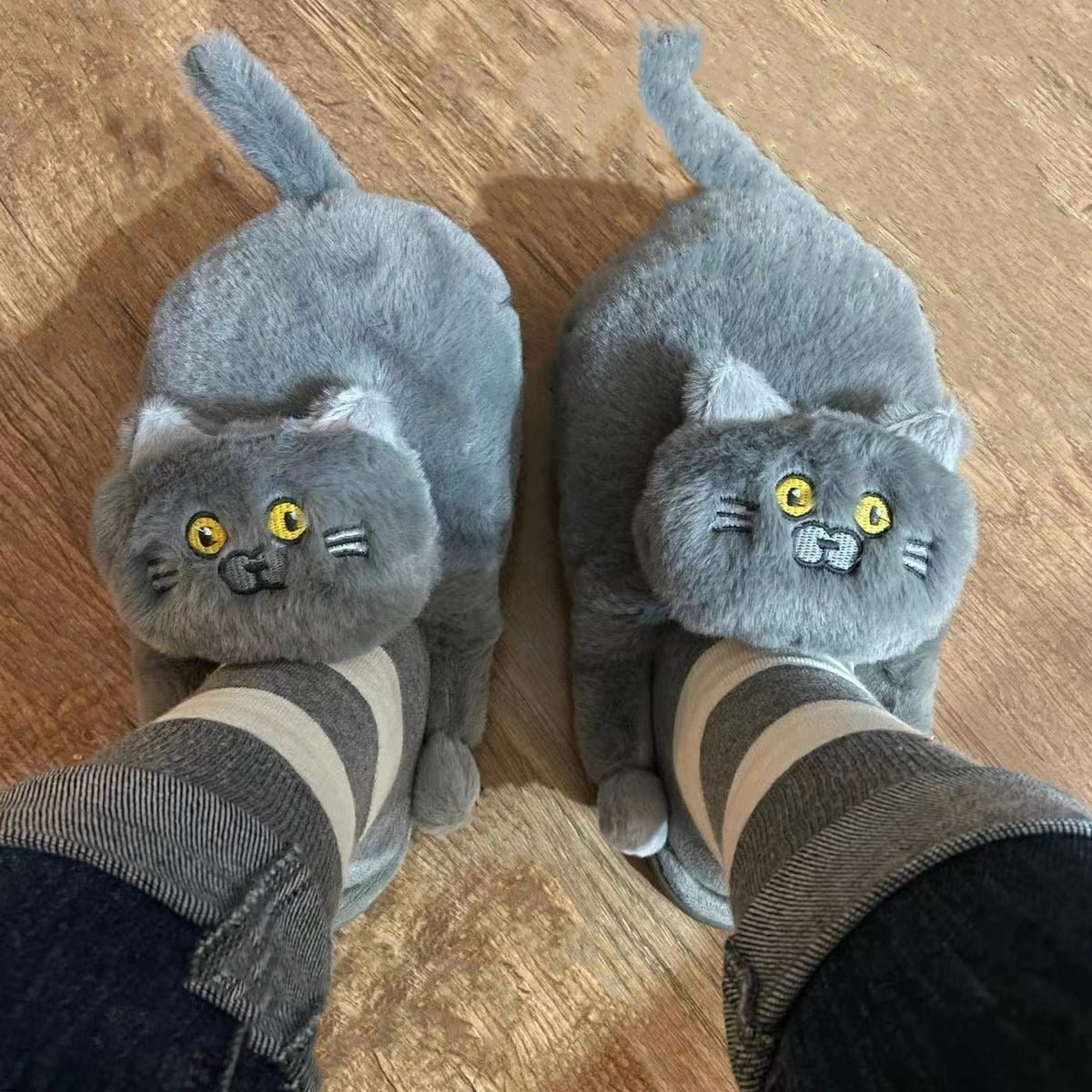 MiloCat Hausschuhe — Weiche Hausschuhe mit rutschfester Sohle