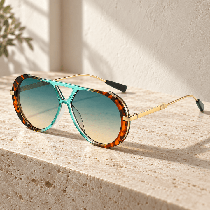 Mireya Aviator Sunglasses Green image 1