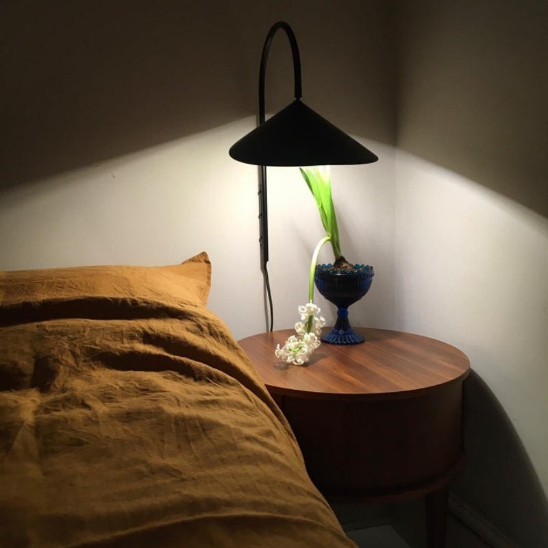 Modern Iron Petal Wall Light – Adjustable Sconce for Elegant Home Décor and Ambient Lighting 5