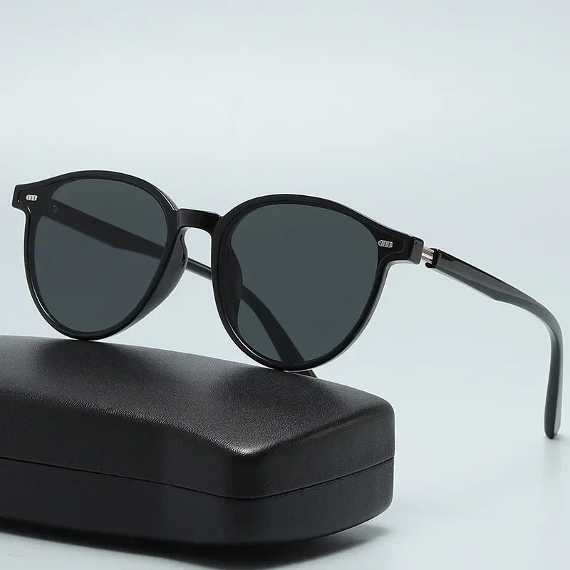New York Round - Frame Sunglasses (Black - Jaguar ) - Sunglasses | Zavonix
