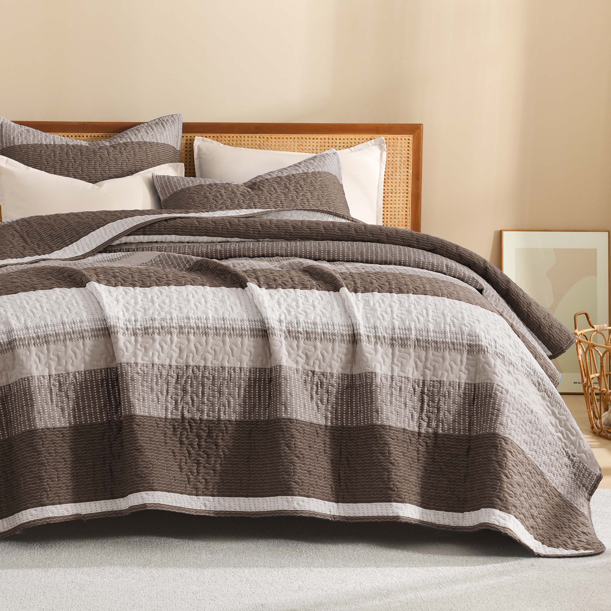 NoirZen Quilt Set – Black and White Striped All-Season Comfort with Plush Softness 10