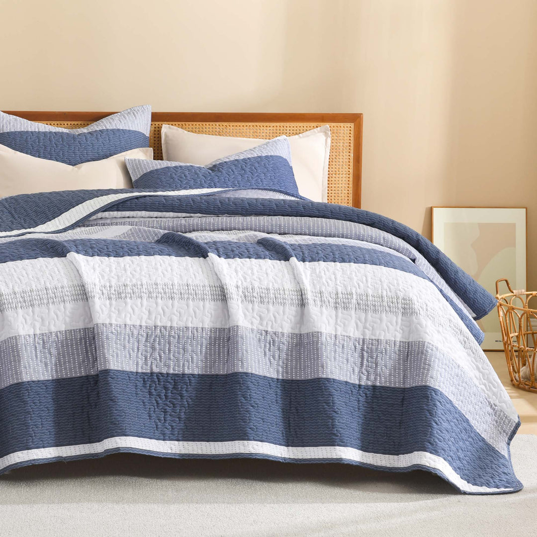 NoirZen Quilt Set – Black and White Striped All-Season Comfort with Plush Softness 6