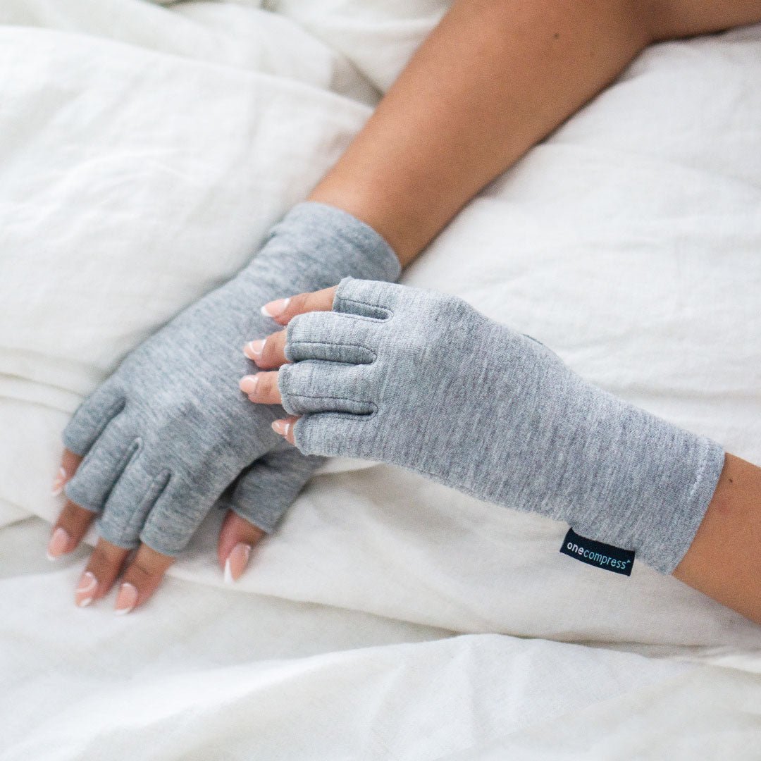 OneCompress™ — Instantly Crush Hand Pain and Reclaim Your Strength Every Day (Performance Small) - | Zavonix