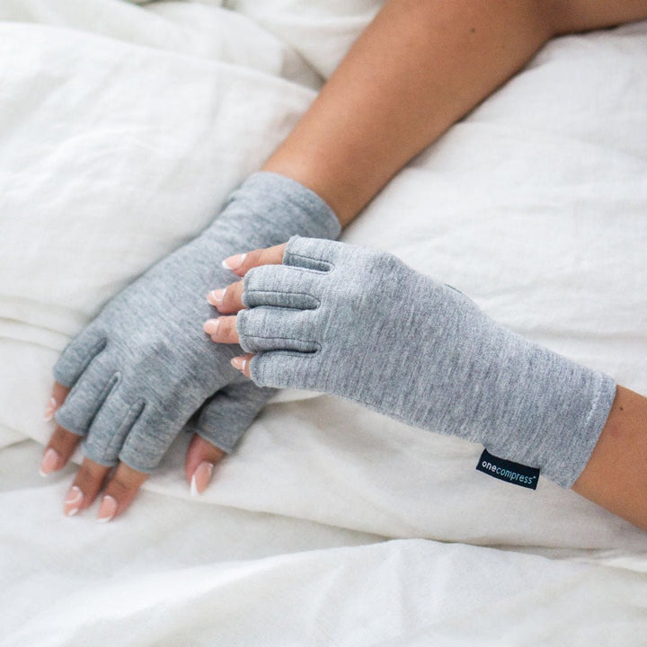 OneCompress™ — Instantly Crush Hand Pain and Reclaim Your Strength Every Day (Performance Small) - | Zavonix