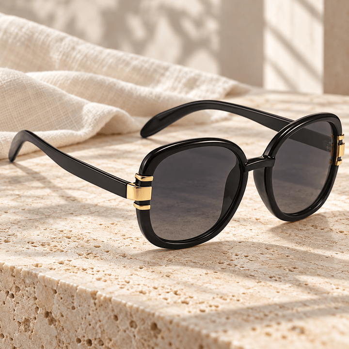 Osmelia Square Sunglasses product image 3