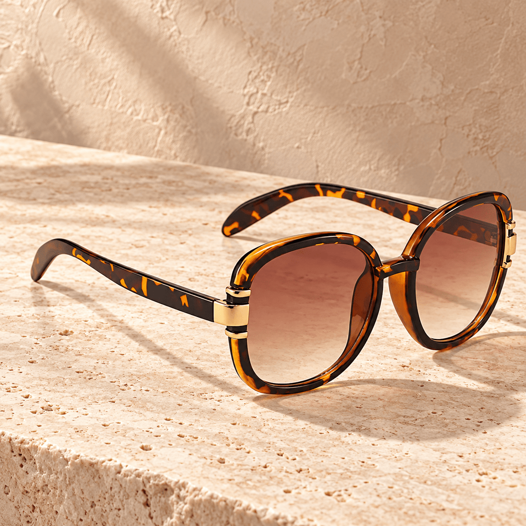 Osmelia Square Sunglasses product image 7