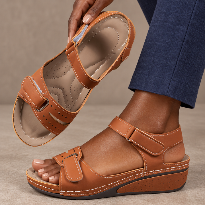 Osvelliane Leather Sandals product image 5