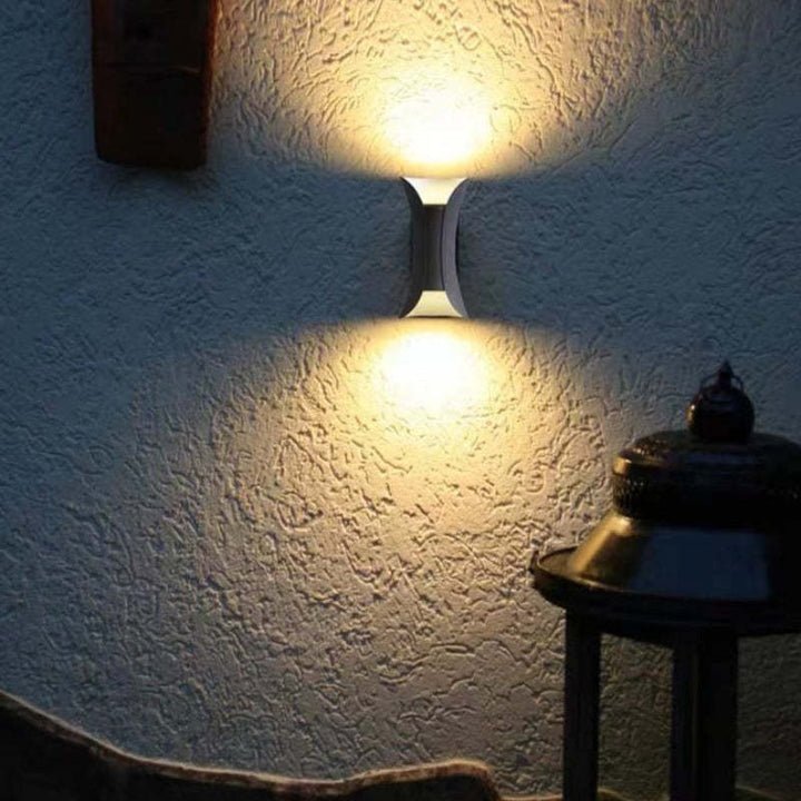 Outdoor Waterproof LED Wall Light – Durable Aluminum Fixture for Garden and Patio 4