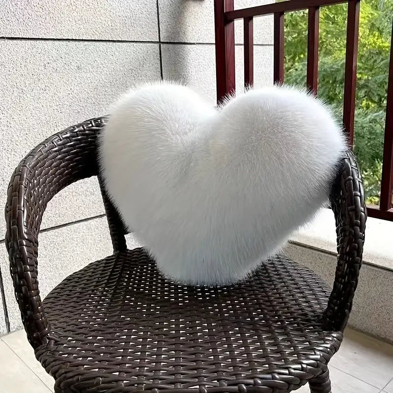 Plush Heart-Shaped Pillow for Ultimate Comfort – Soft and Stylish Home Decor 1