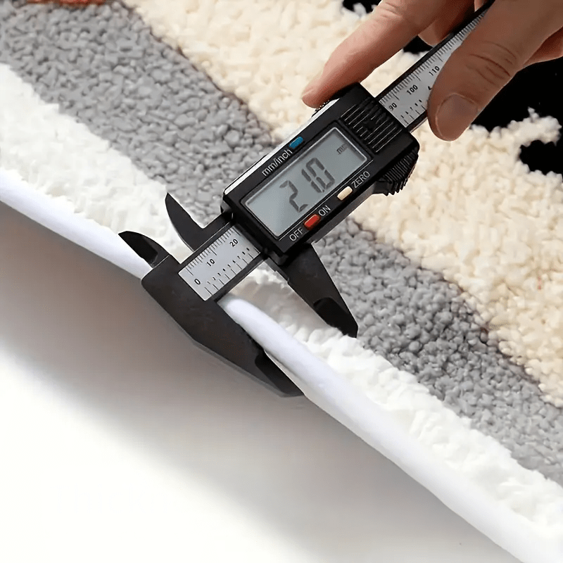 Plush Non-Slip Bath Mat for Ultimate Comfort and Safety – Quick-Dry Bathroom Rug 2