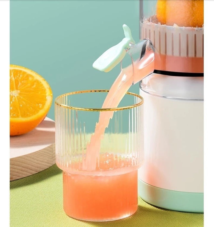 Portable Juice Blender | Enjoy fresh-made juices in seconds, anytime and anywhere