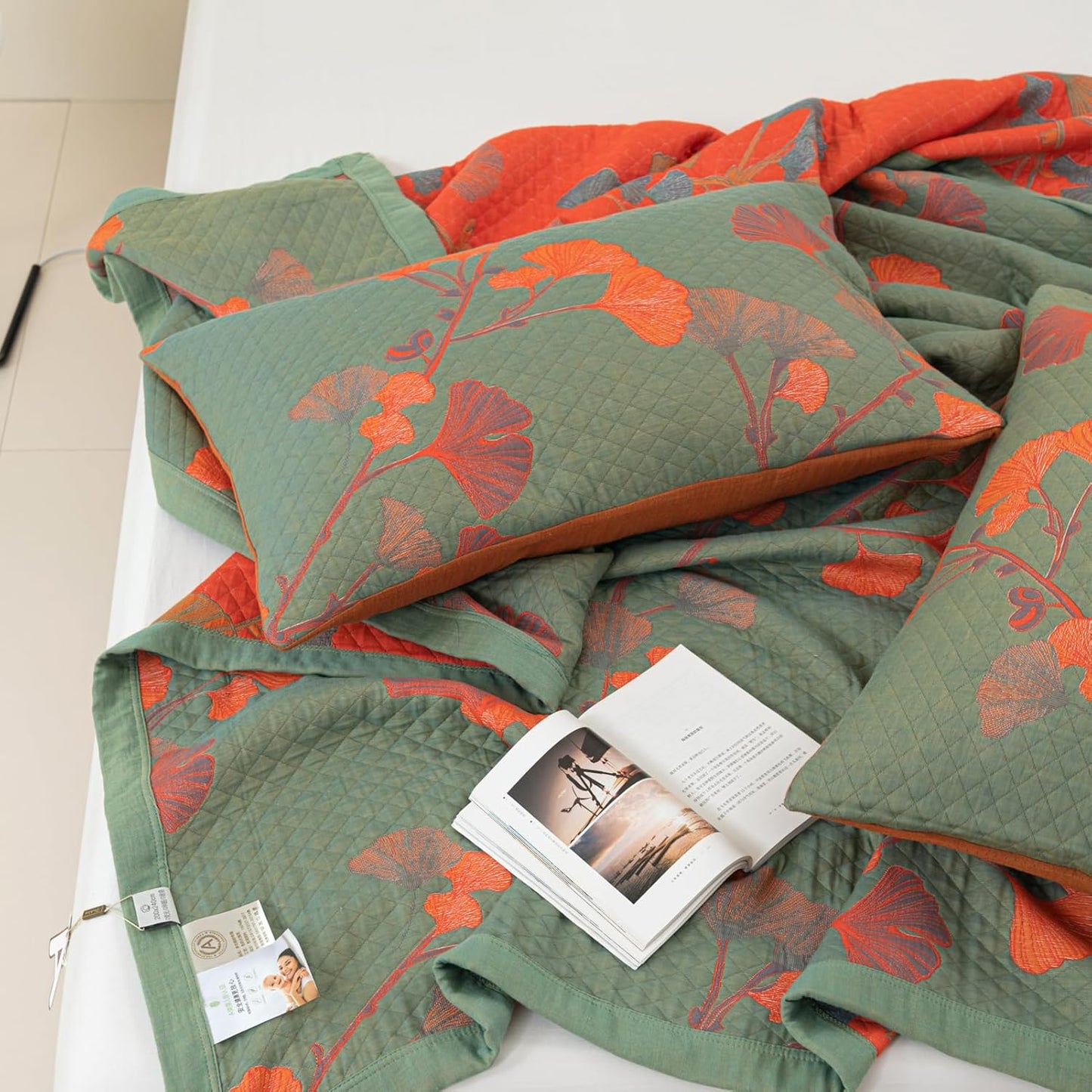 Reversible Botanical Cotton Quilt Bedding Set – Soft and Breathable Design 3