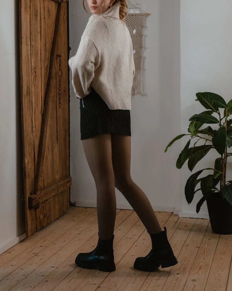 RivoTherm™ UltraFlex — Defy Frost with Legendary Warmth and Sculpted Confidence (Black ) - | Zavonix