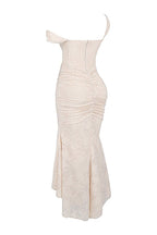 Seraphina Dress™ — Flawlessly Defined Waist, Timeless Elegance (Apricot S) - | Zavonix