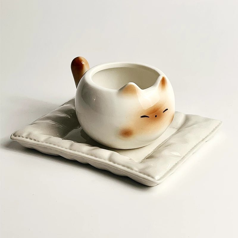 Siamese Cat Inspired Coffee Cup with Ear Handle – Premium Ceramic Drinkware 11
