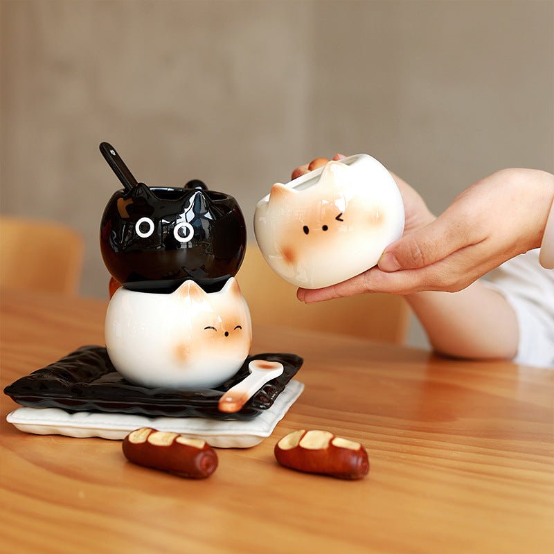 Siamese Cat Inspired Coffee Cup with Ear Handle – Premium Ceramic Drinkware 0