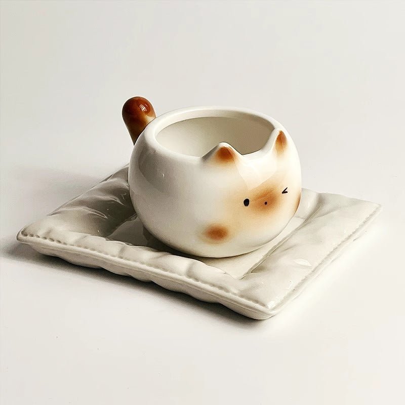Siamese Cat Inspired Coffee Cup with Ear Handle – Premium Ceramic Drinkware 9