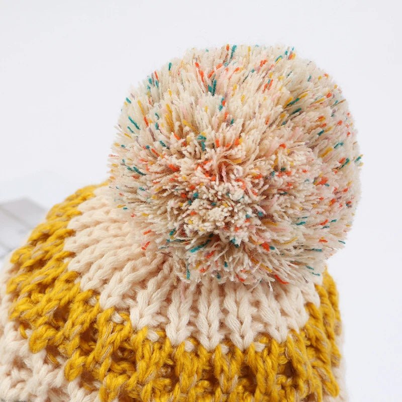 Snowy Peaks Knitted Beanie (Beige ) - | Zavonix