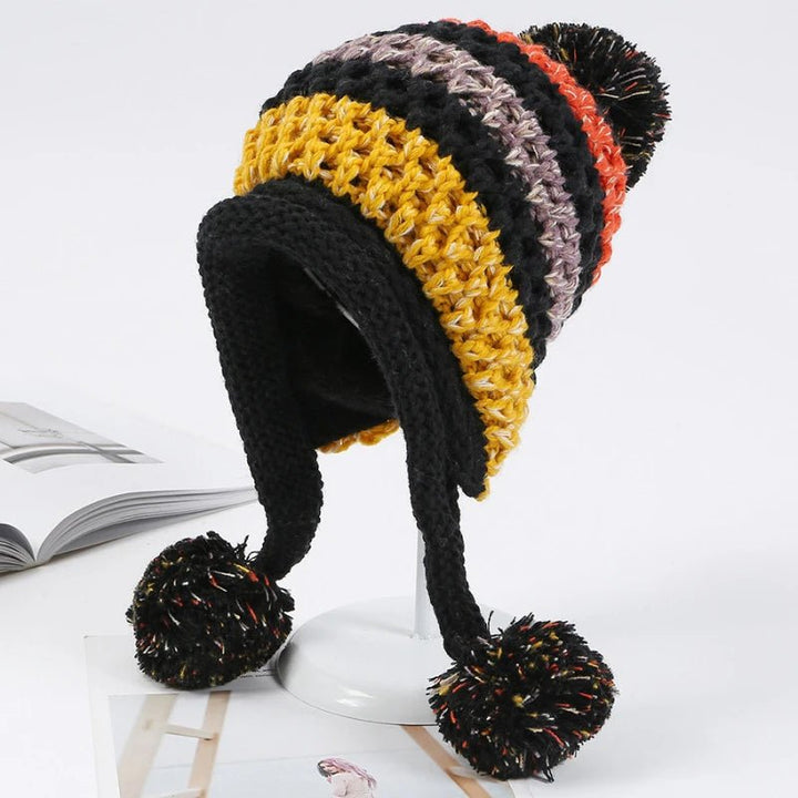 Snowy Peaks Knitted Beanie (Black ) - | Zavonix