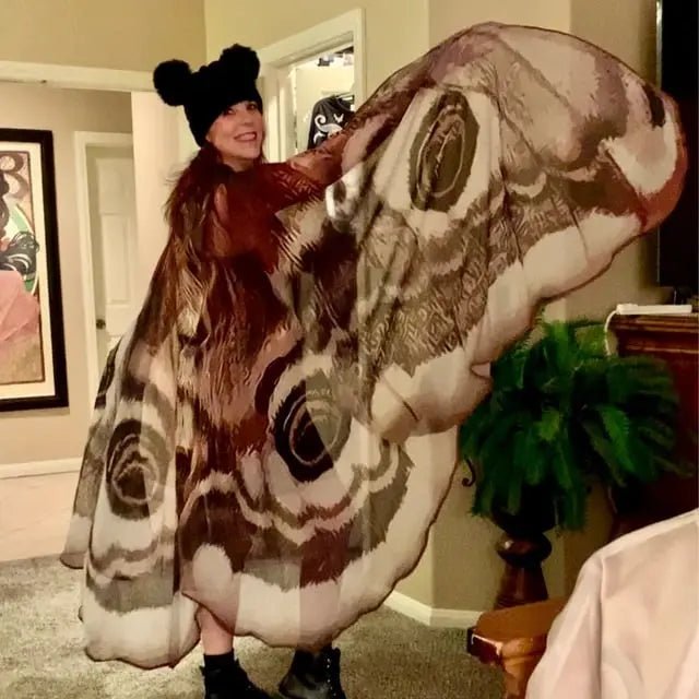 Silver Moth Wings Shawl – Elegance Stunning Cape ( ) - | Zavonix