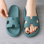 SolaraStep™ Sandals — Elevated Comfort Meets Summer Breeze (Black 5.5) - Slippers | Zavonix