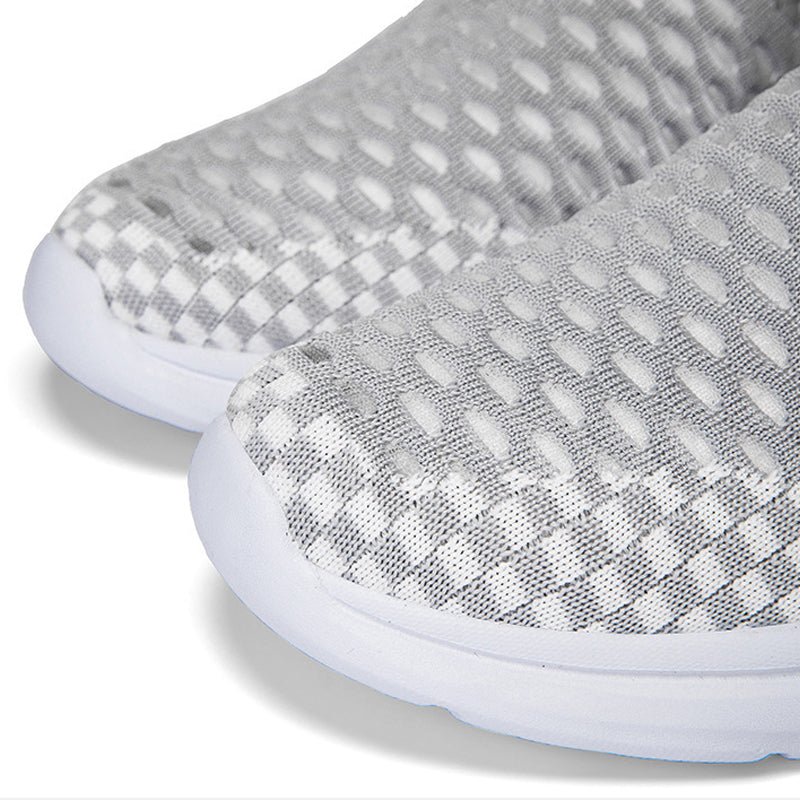 Solace Mesh Convertible Clogs Product Image 06
