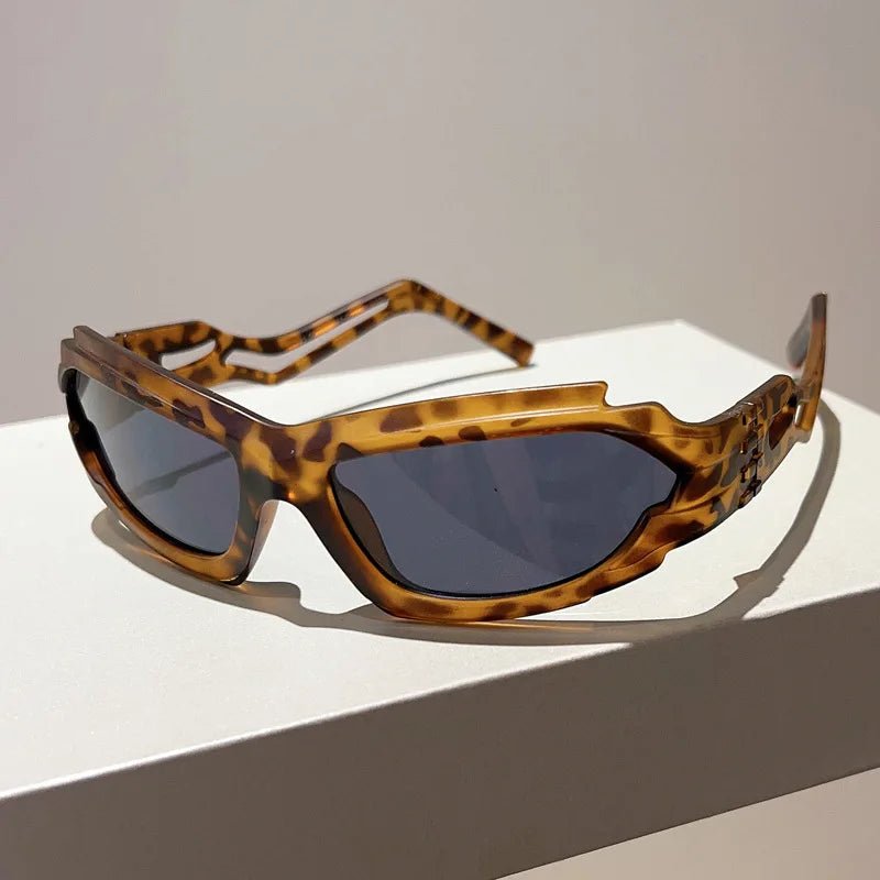Solenra — Amber Acetate Sunglasses with Curved Frame Design (Leopard ) - | Zavonix