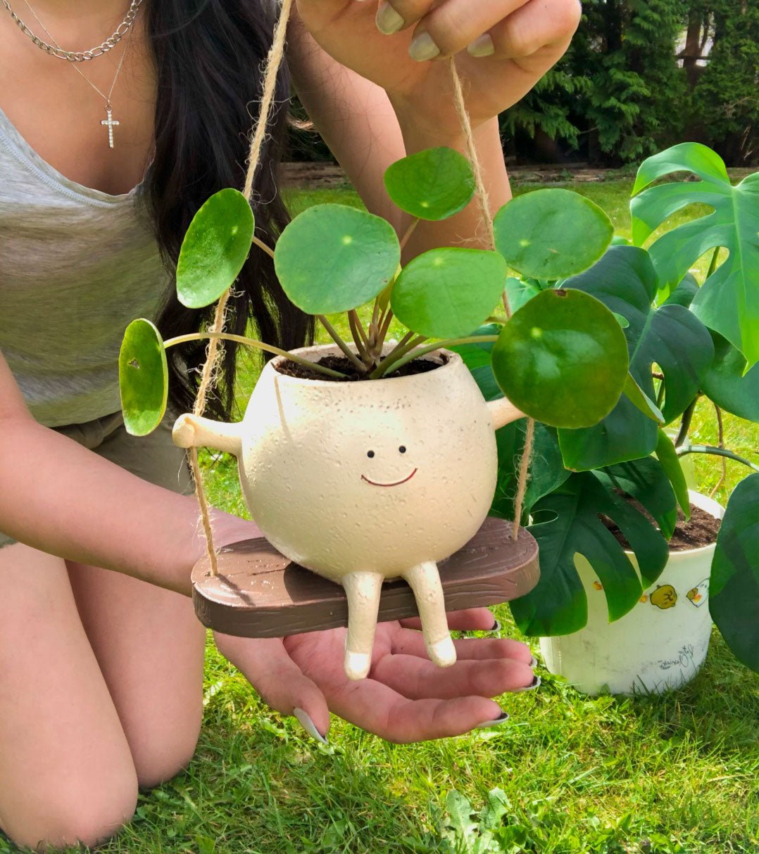 Swinging Plant Pot with Smiley Face | Indoor and Outdoor Decor 4
