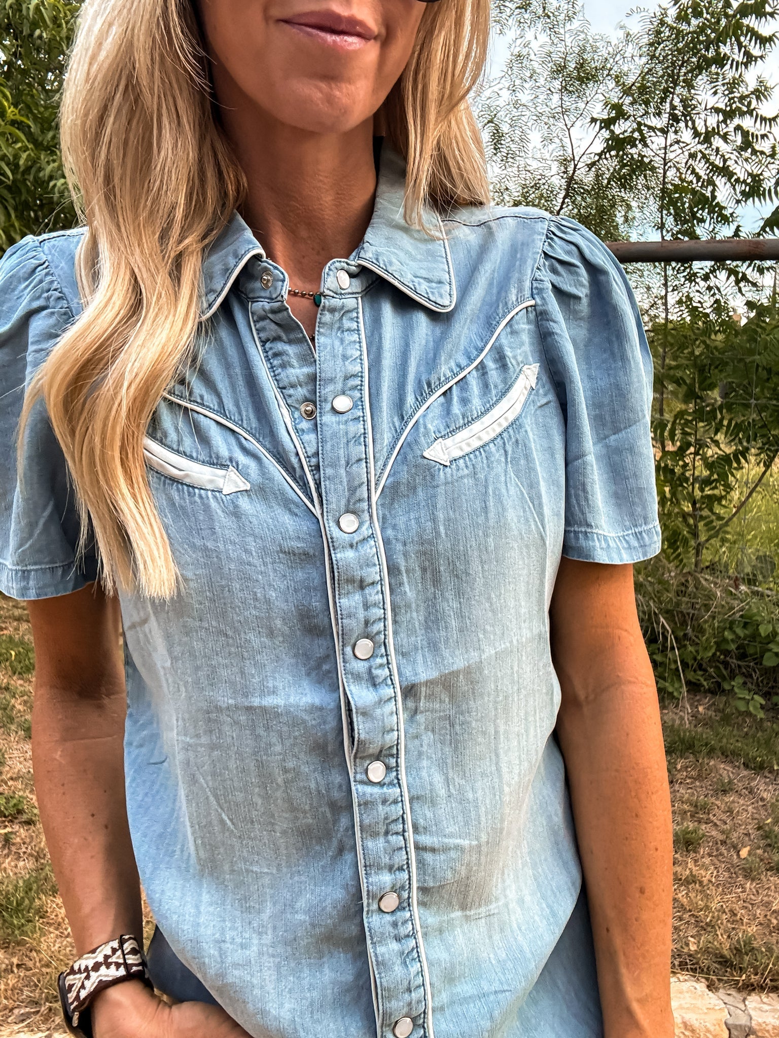 The Bartley Western Snap Shirt (Blue XS) - Tops/Blouses & Shirts | Zavonix
