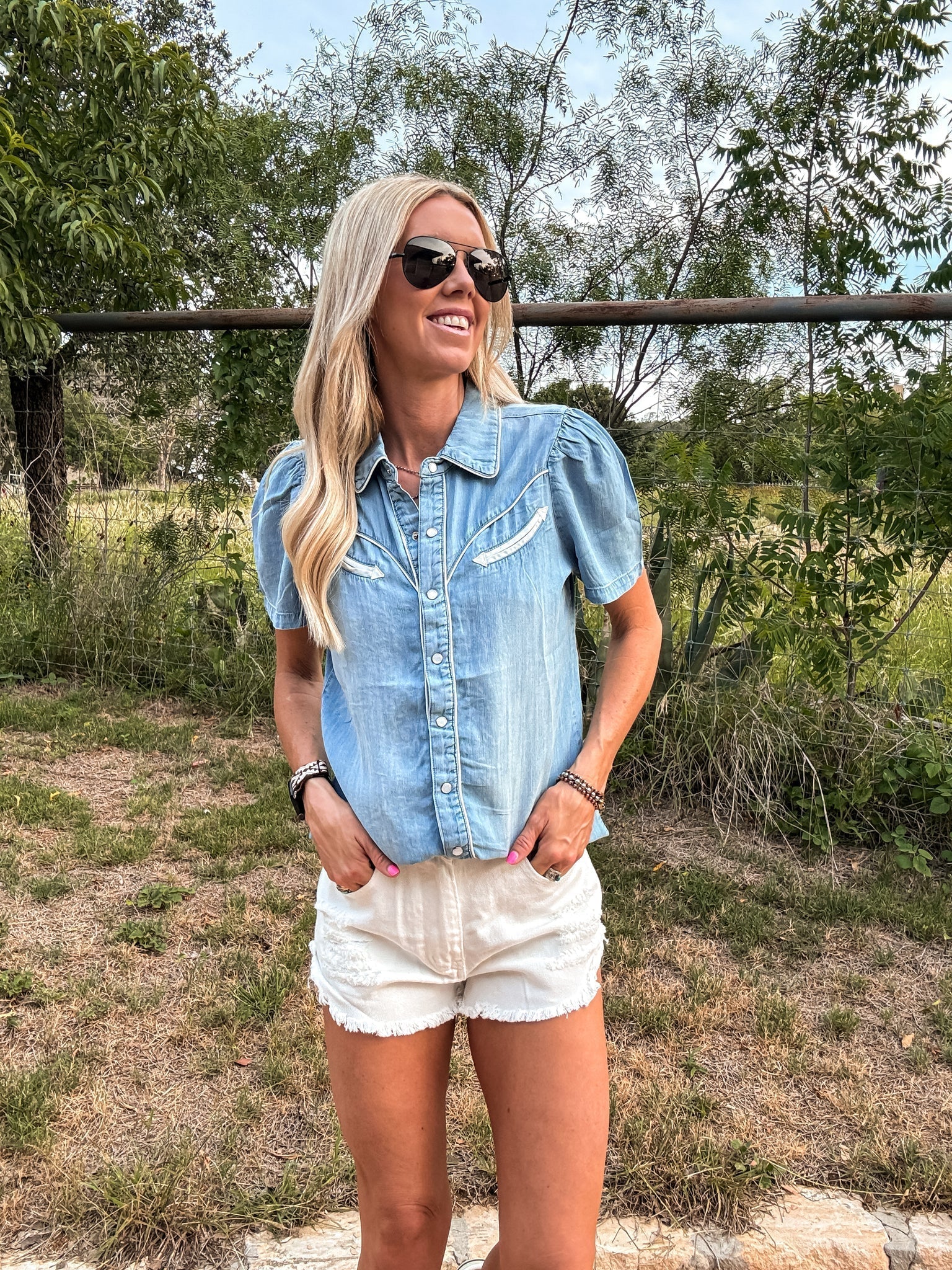 The Bartley Western Snap Shirt (Blue XS) - Tops/Blouses & Shirts | Zavonix