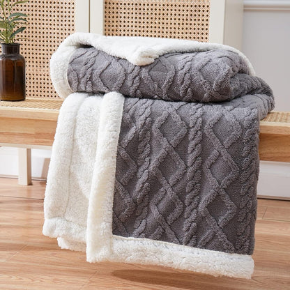 Ultra-Soft Sherpa Fleece Blanket for Year-Round Comfort – Versatile and Stylish 0
