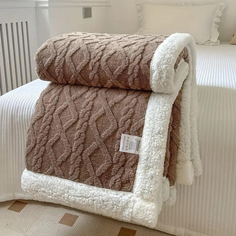 Ultra-Soft Sherpa Fleece Blanket for Year-Round Comfort – Versatile and Stylish 4