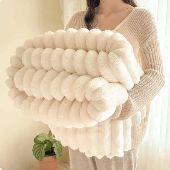 Unstoppable Warmth™ — Sink Into Silky Comfort That Defies the Cold Every Time (White 27.56 x 39.37 inches(70*100cm)) - | Zavonix
