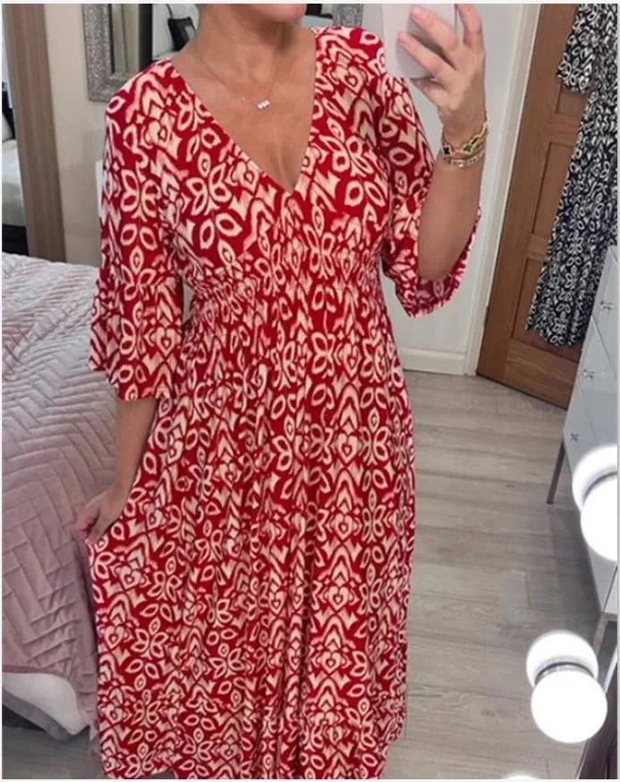 Valora Floral Loose Fit Maxi Dress Product Image 01