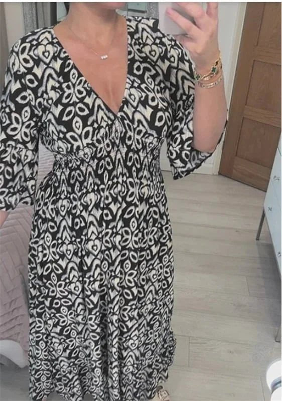 Valora Floral Loose Fit Maxi Dress Product Image 04