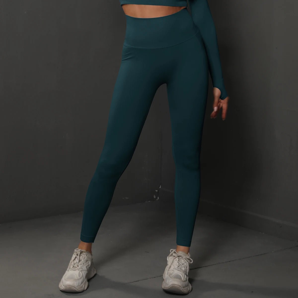 VeliraFlex™ — Sculpt Your Confidence with Every Move (Dark Green M) - | Zavonix