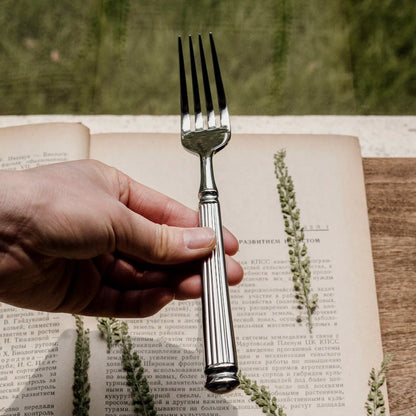 VeroLux Elite Flatware Set – Elegant Design with Durable Construction for Impressive Dining 6