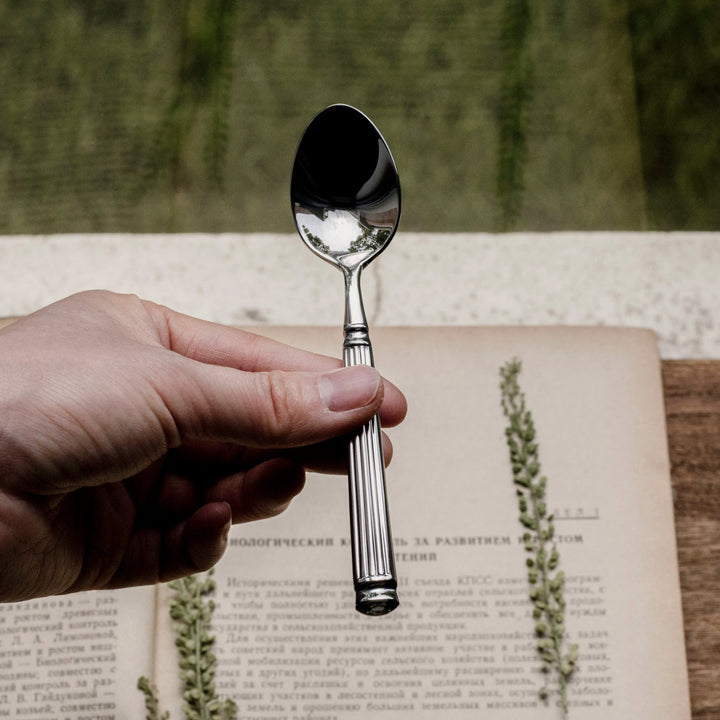 VeroLux Elite Flatware Set – Elegant Design with Durable Construction for Impressive Dining 5