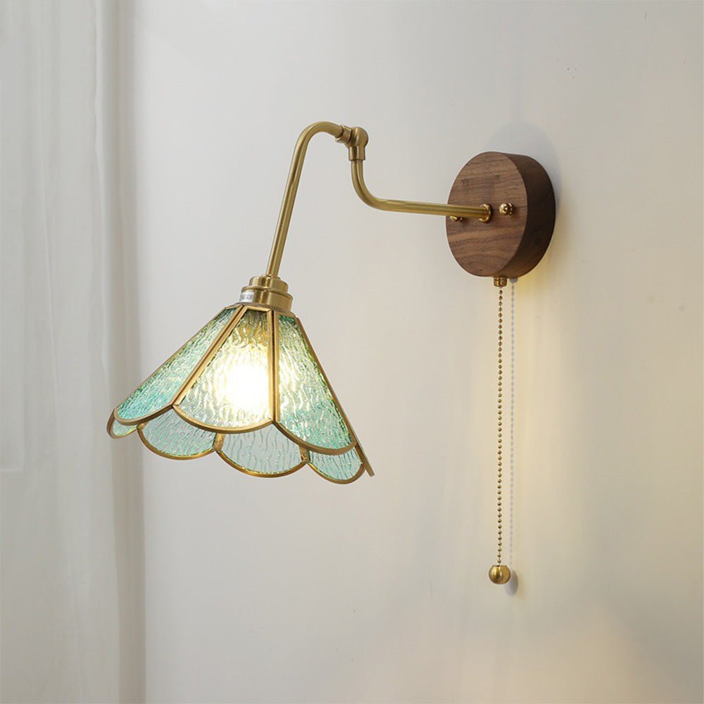 Vintage Brass Wall Light Sconce with Glass Shade – Elegant Indoor Fixture for Living Room and Bedroom 0