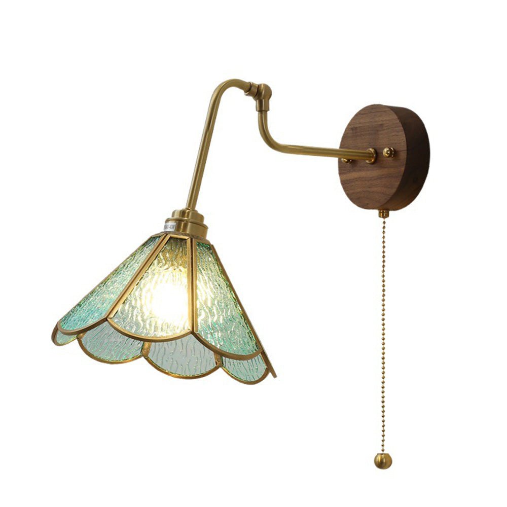 Vintage Brass Wall Light Sconce with Glass Shade – Elegant Indoor Fixture for Living Room and Bedroom 4