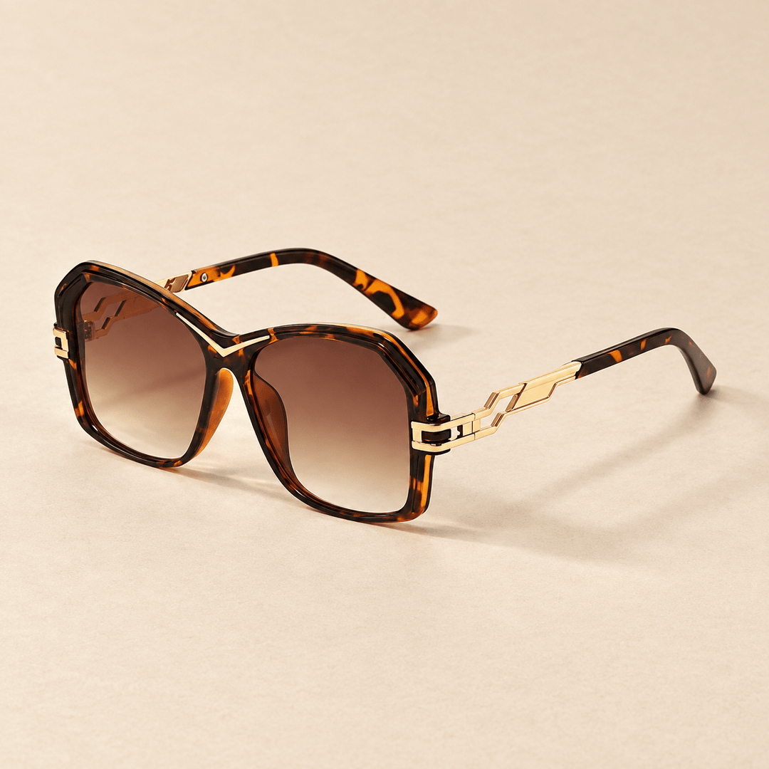 Viona Gradient Sunglasses image 5