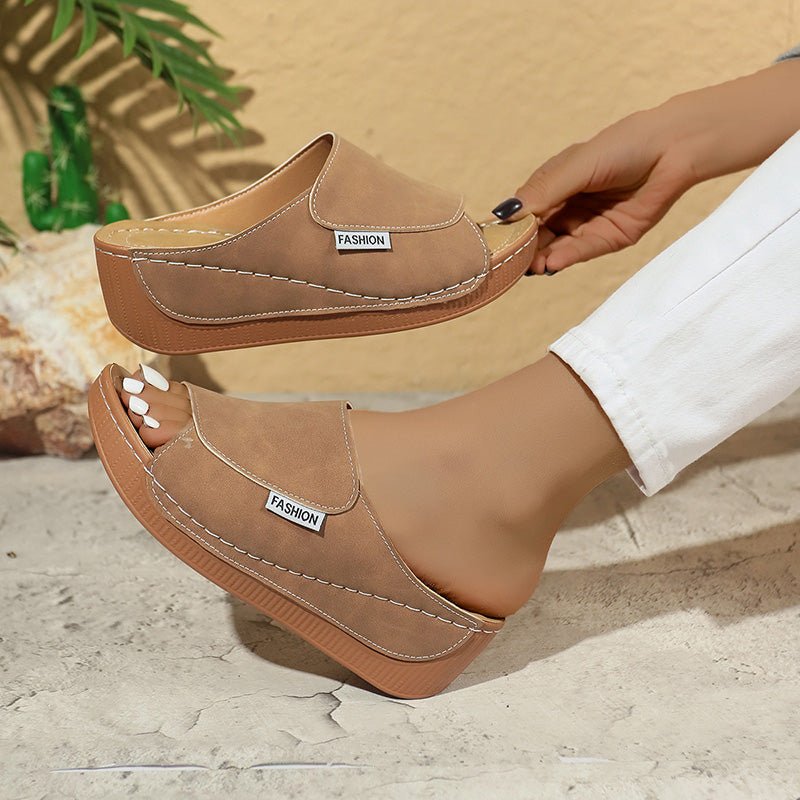 Willow Cushioned Wedge Slide Sandals Product Image 09