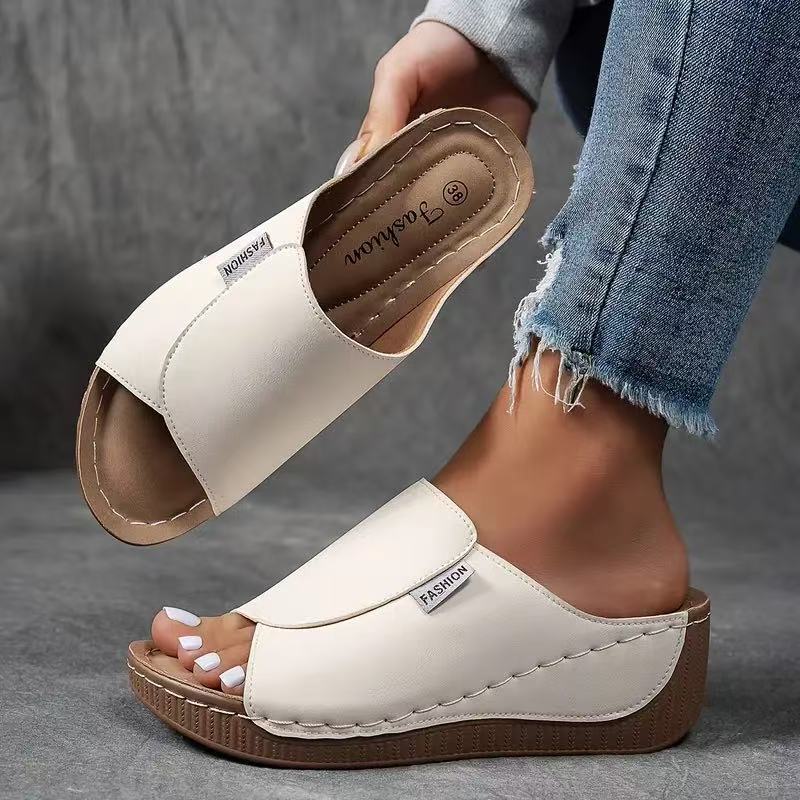 Willow Cushioned Wedge Slide Sandals Product Image 13