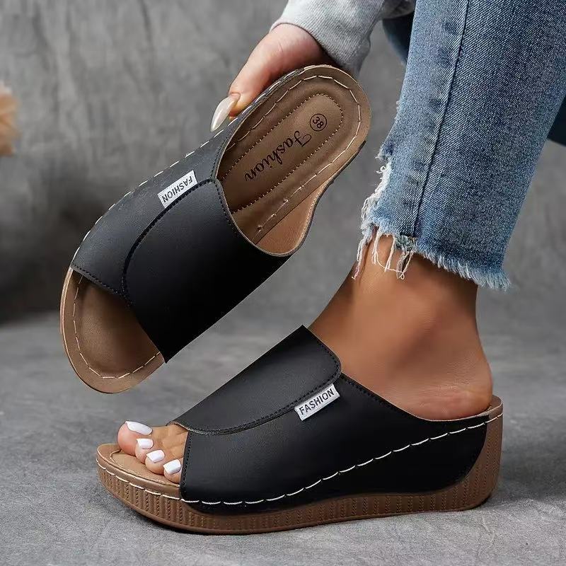 Willow Cushioned Wedge Slide Sandals Product Image 14