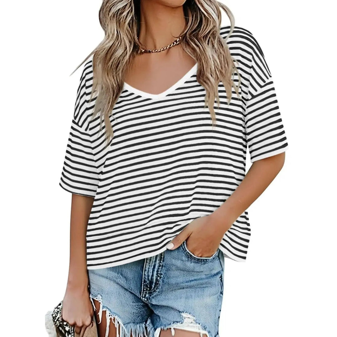 Womens Lightweight V Neck Short Sleeve Top Product Image 11