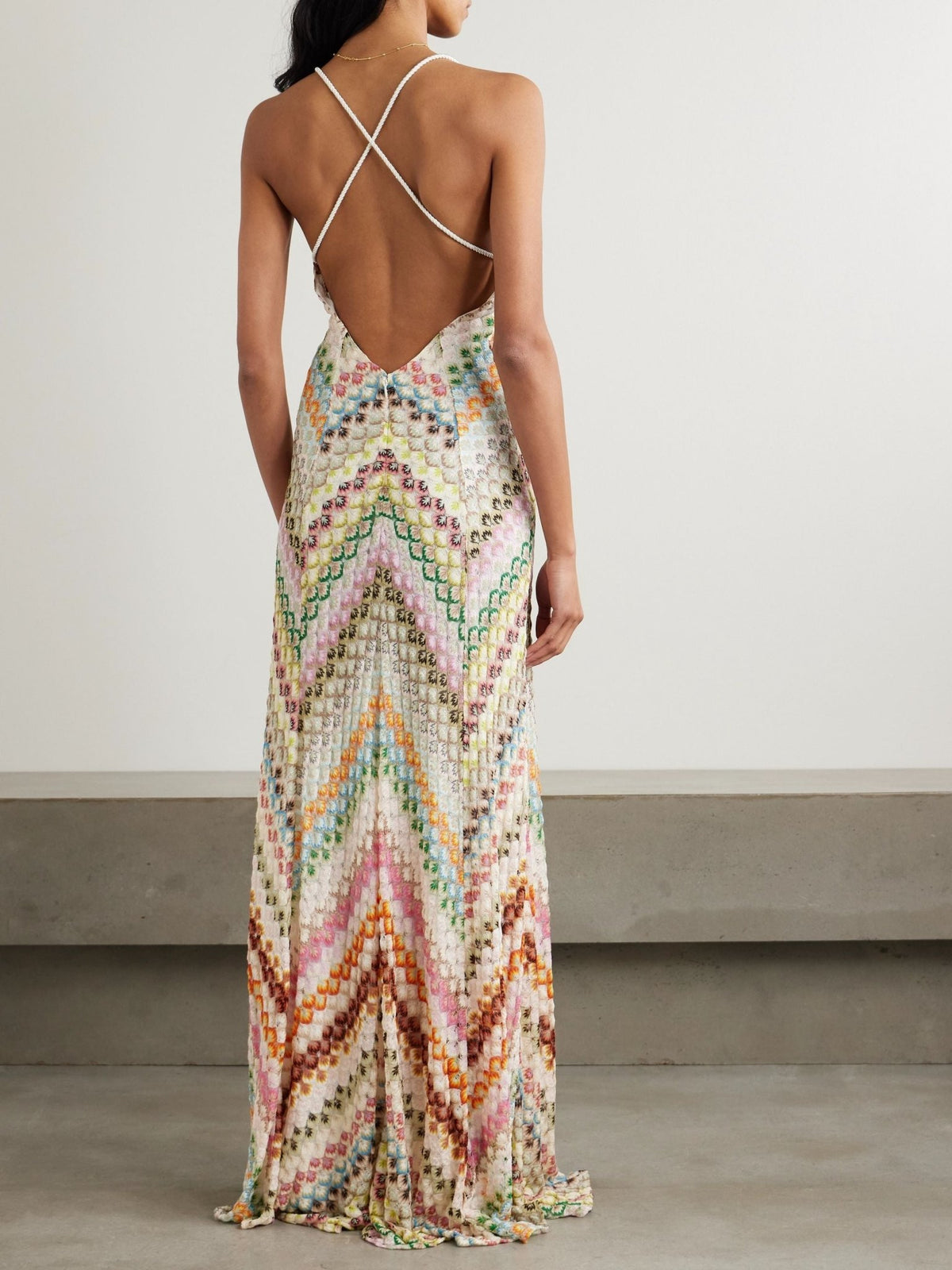Woven Vibrant Chevron Pattern Open Back Maxi Dress (XS ) - Maxi Dresses | Zavonix